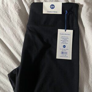 Outdoor Voices Cloud Knit Bike Shorts in Black Beauty, size XXL